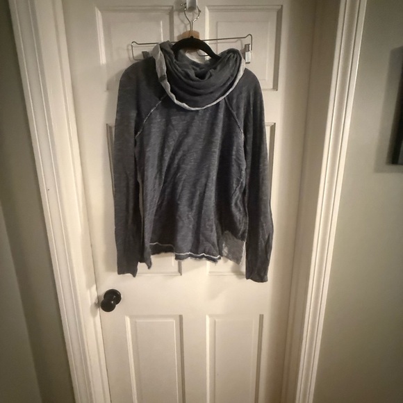 Free People Gray Long Sleeve Top - Picture 1 of 2